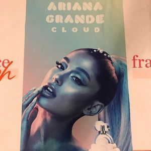 Ariana Grande Fabric!!😍